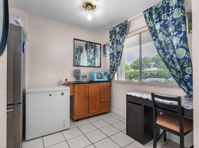 3138 Via Poinciana 111, Lake Worth FL 33467