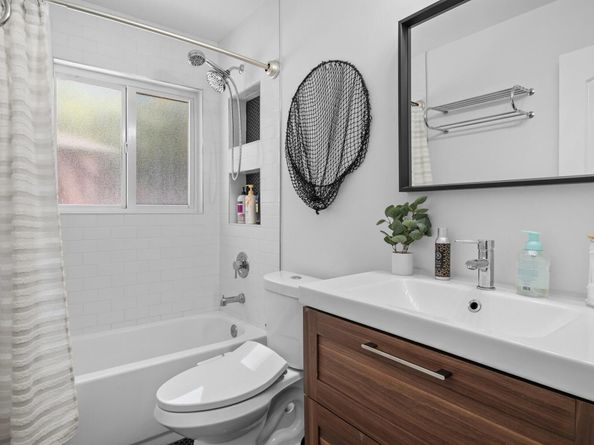 4010 NE 18th Avenue, Oakland Park FL 33334