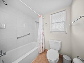 3959 Via Poinciana 203, Lake Worth FL 33467