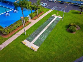 3959 Via Poinciana 203, Lake Worth FL 33467