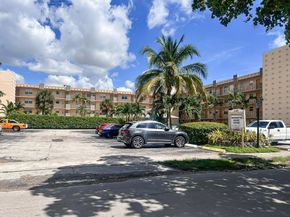2145 Pierce Street 326, Hollywood FL 33020