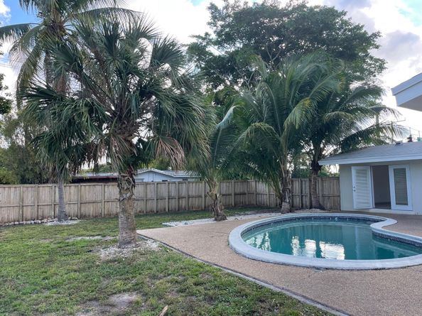 901 N 46th Ave, Hollywood FL 33021