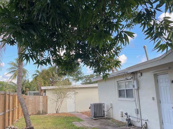 901 N 46th Ave, Hollywood FL 33021