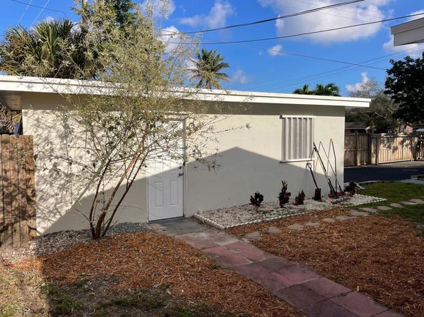901 N 46th Ave, Hollywood FL 33021