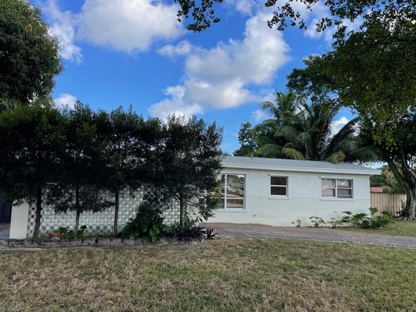 901 N 46th Ave, Hollywood FL 33021