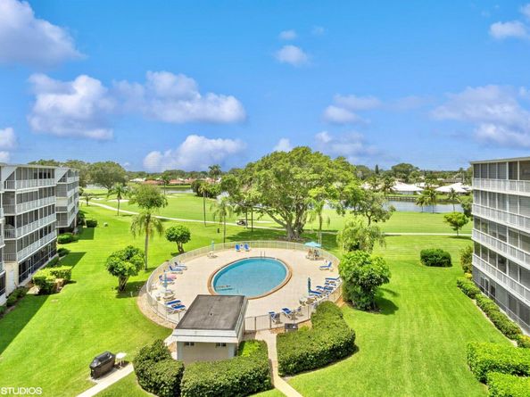 145 Atlantis Boulevard Ph4, Atlantis FL 33462