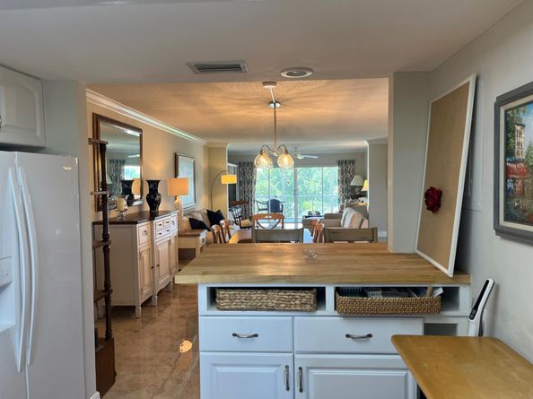 145 Atlantis Boulevard Ph4, Atlantis FL 33462