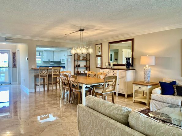145 Atlantis Boulevard Ph4, Atlantis FL 33462