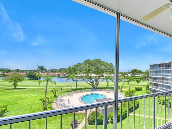 145 Atlantis Boulevard Ph4, Atlantis FL 33462
