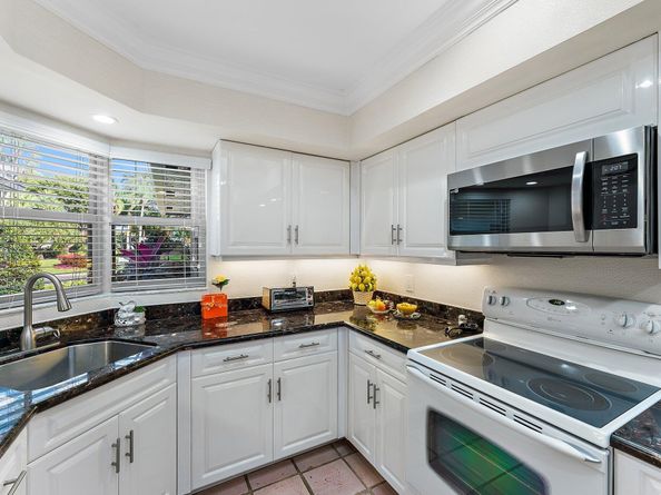 63 Northwoods Lane, Boynton Beach FL 33436