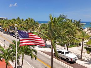 111 N Pompano Beach Boulevard 1909, Pompano Beach FL 33062