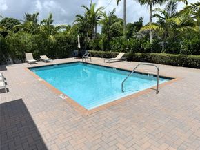 527 NW 17th Street, Fort Lauderdale FL 33311