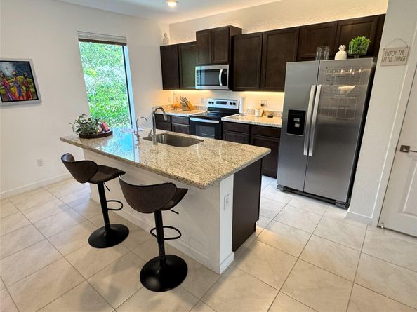 527 NW 17th Street, Fort Lauderdale FL 33311
