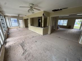 9020 NW 24th Pl, Sunrise FL 33322