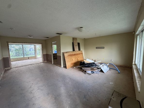 9020 NW 24th Pl, Sunrise FL 33322