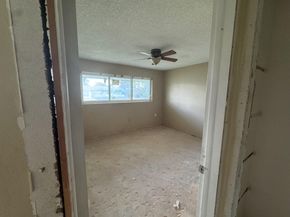 9020 NW 24th Pl, Sunrise FL 33322