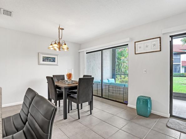 20 Lexington Lane W B, Palm Beach Gardens FL 33418