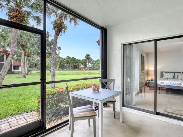 20 Lexington Lane W B, Palm Beach Gardens FL 33418