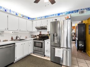 11054 NW 38th St, Sunrise FL 33351