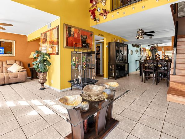 11054 NW 38th St, Sunrise FL 33351