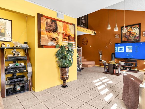 11054 NW 38th St, Sunrise FL 33351