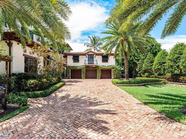 518 Harbor Court, Delray Beach FL 33483