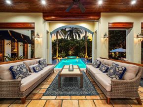 518 Harbor Court, Delray Beach FL 33483