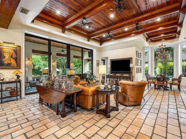 518 Harbor Court, Delray Beach FL 33483