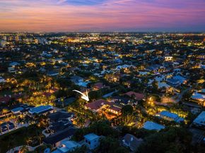 518 Harbor Court, Delray Beach FL 33483