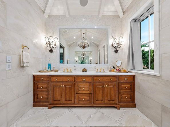 518 Harbor Court, Delray Beach FL 33483