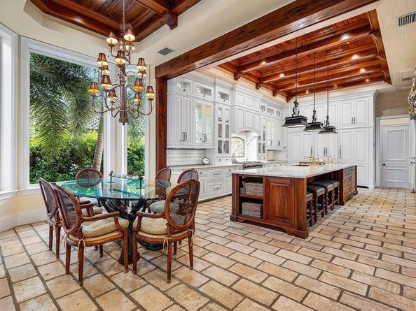 518 Harbor Court, Delray Beach FL 33483