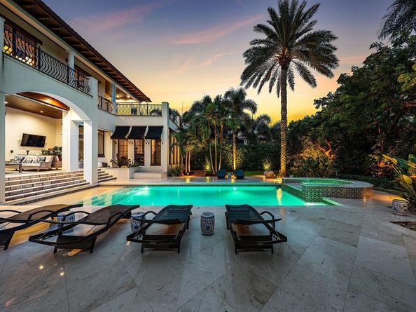 518 Harbor Court, Delray Beach FL 33483