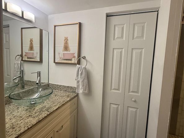 Undisclosed Address #FX-10526320, Miramar FL 33025
