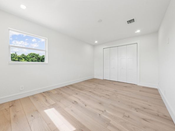 15 SW 9th Street, Delray Beach FL 33444