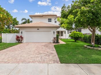 15 SW 9th Street