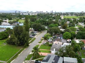 512 Aspen Road, West Palm Beach FL 33409