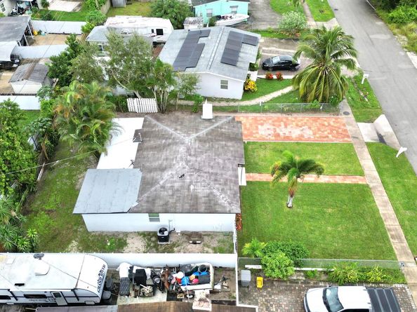 512 Aspen Road, West Palm Beach FL 33409