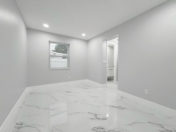 512 Aspen Road, West Palm Beach FL 33409