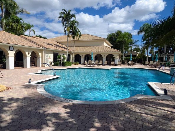 6898 Grenelefe Rd, Boynton Beach FL 33437