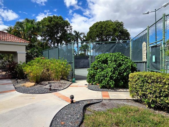 6898 Grenelefe Rd, Boynton Beach FL 33437