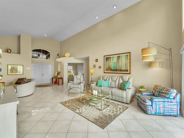 6898 Grenelefe Rd, Boynton Beach FL 33437