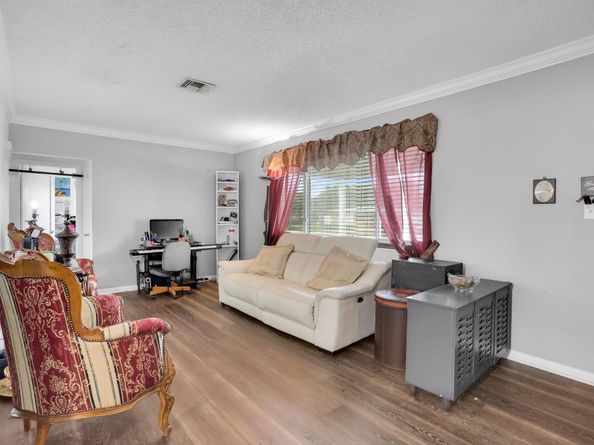 350 Delaware Avenue, Fort Lauderdale FL 33312