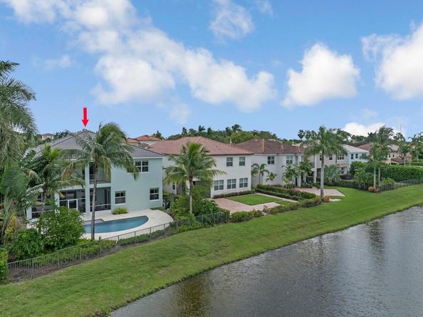 2217 Merriweather Way, Wellington FL 33414