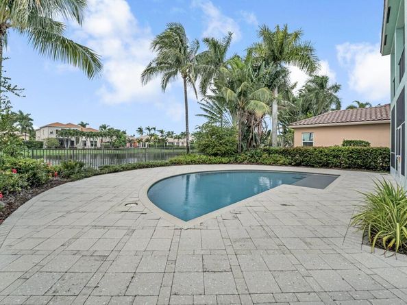 2217 Merriweather Way, Wellington FL 33414