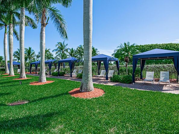 2217 Merriweather Way, Wellington FL 33414