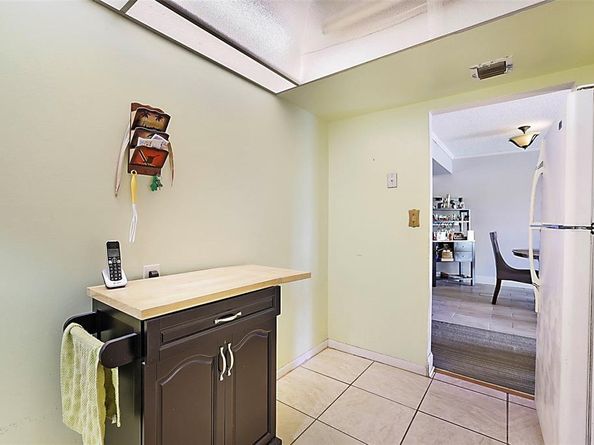 1400 Saint Charles Pl 616, Pembroke Pines FL 33026