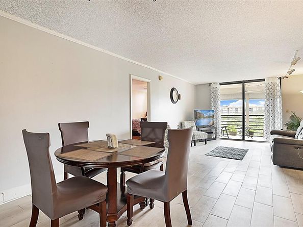 1400 Saint Charles Pl 616, Pembroke Pines FL 33026