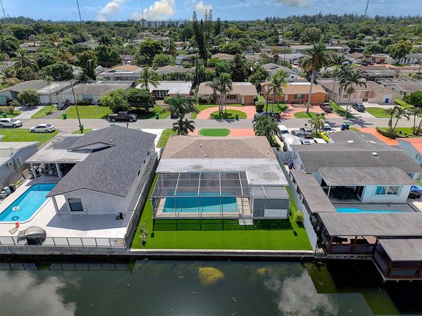 6613 Dahlia Dr, Miramar FL 33023