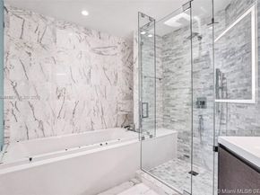 851 NE 1st Avenue 3903, Miami FL 33132