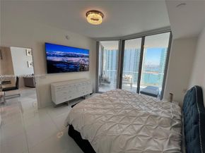 851 NE 1st Avenue 3903, Miami FL 33132